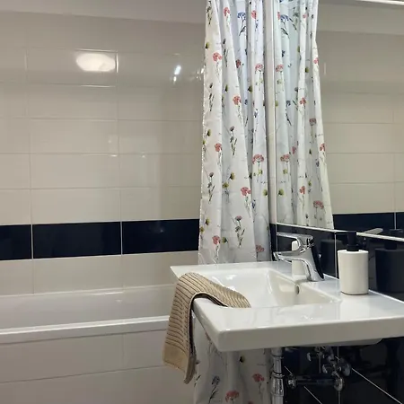 Sag 28 Floor Panrama Free Parking Free Wifi Apartment *