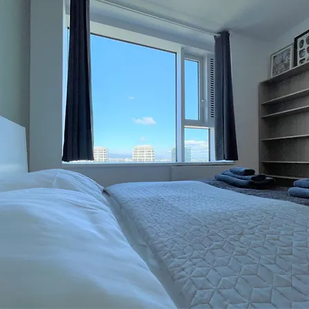 Sag 28 Floor Panrama Free Parking Free Wifi * Bratislava